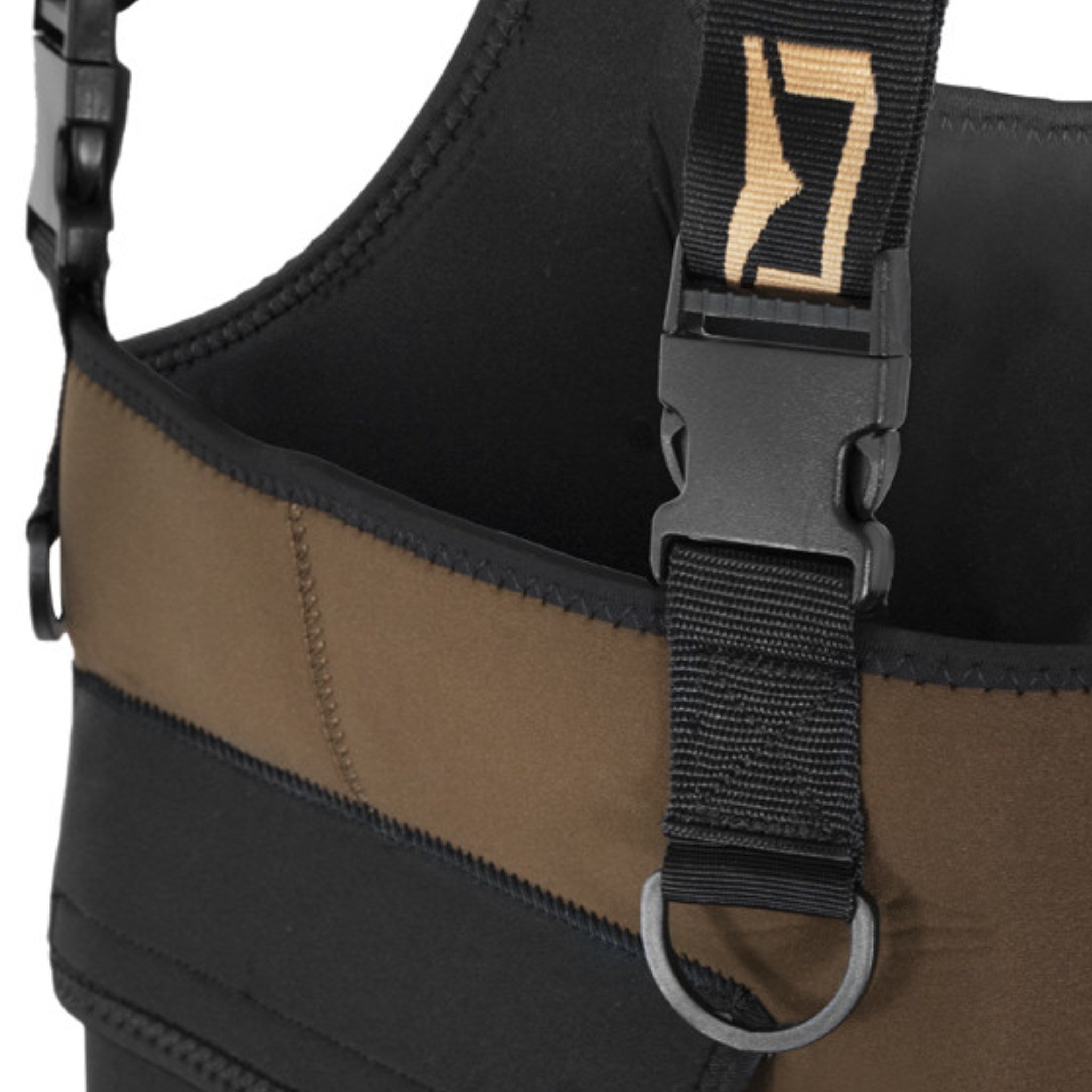 Delphin ORAVA – adjustable shoulder strap with buckle and D-ring detail