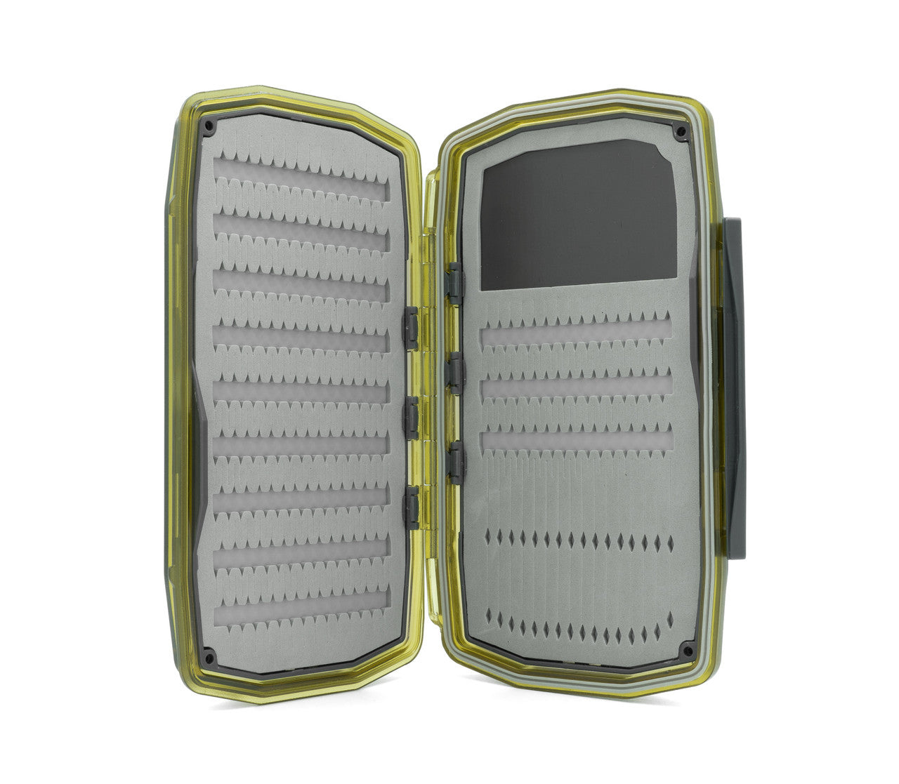 Umpqua WP Walkabout Fly Box otvorený – vložky Essential Foam