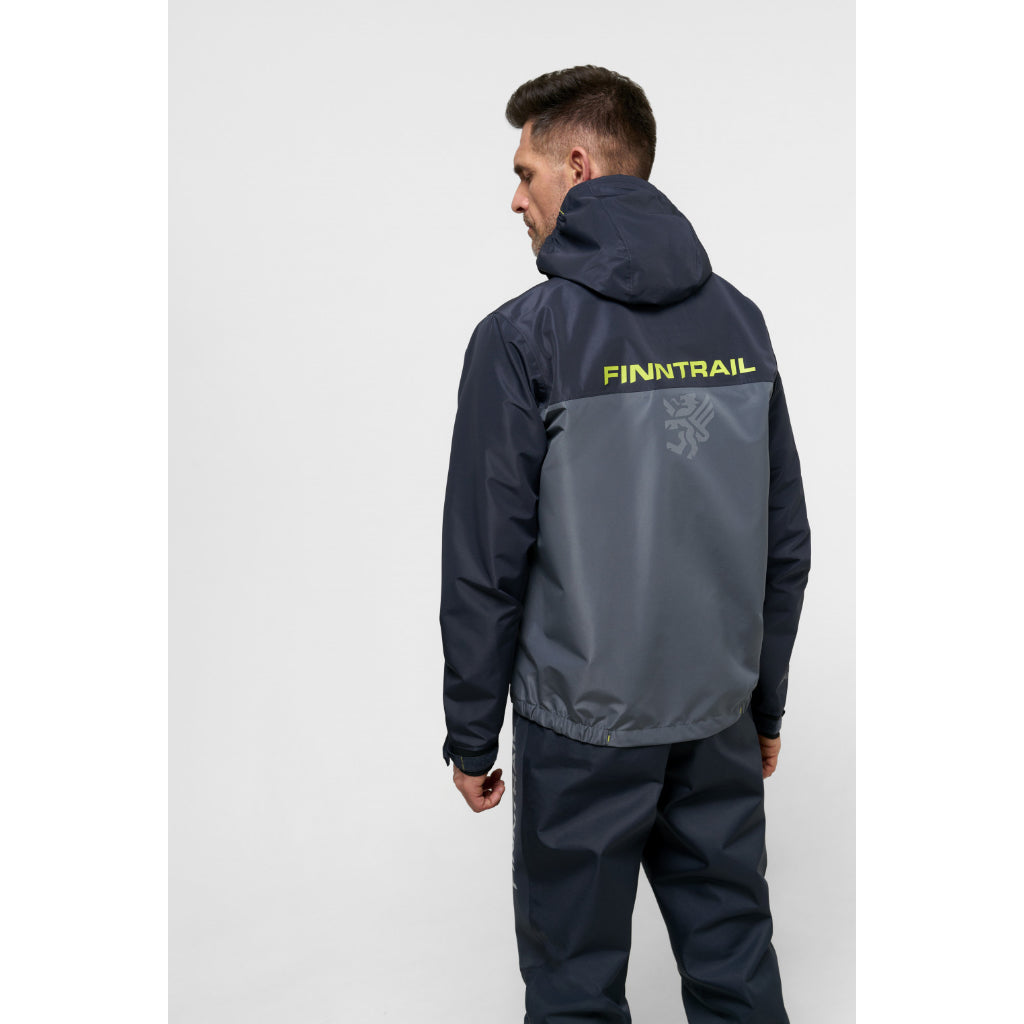 Finntrail Jacket Apex Grey – zadný pohľad na ľahkú nepremokavú bundu s logom Finntrail