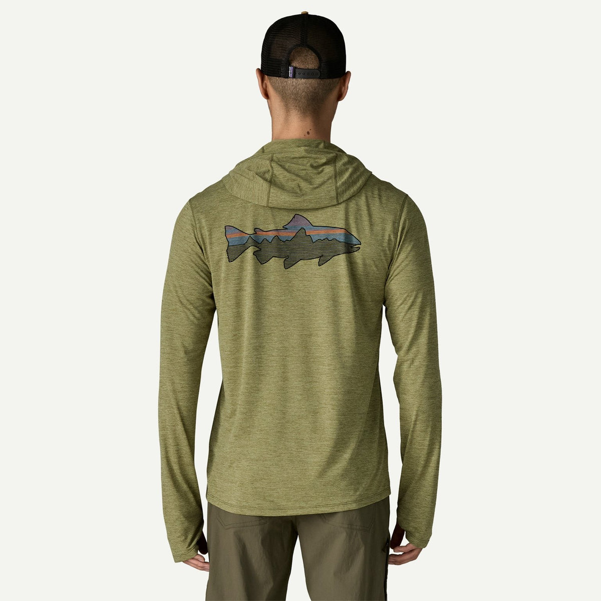 Patagonia M’s Capilene Cool Sun Hoody Fitz Roy Trout CGBX – back view on model