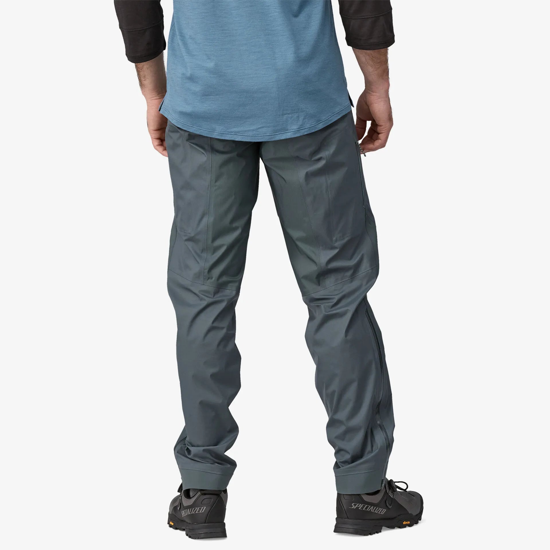 Patagonia Men’s Dirt Roamer Storm Bike Pants – pánske nepremokavé nohavice, zadný pohľad, farba Nouveau Green