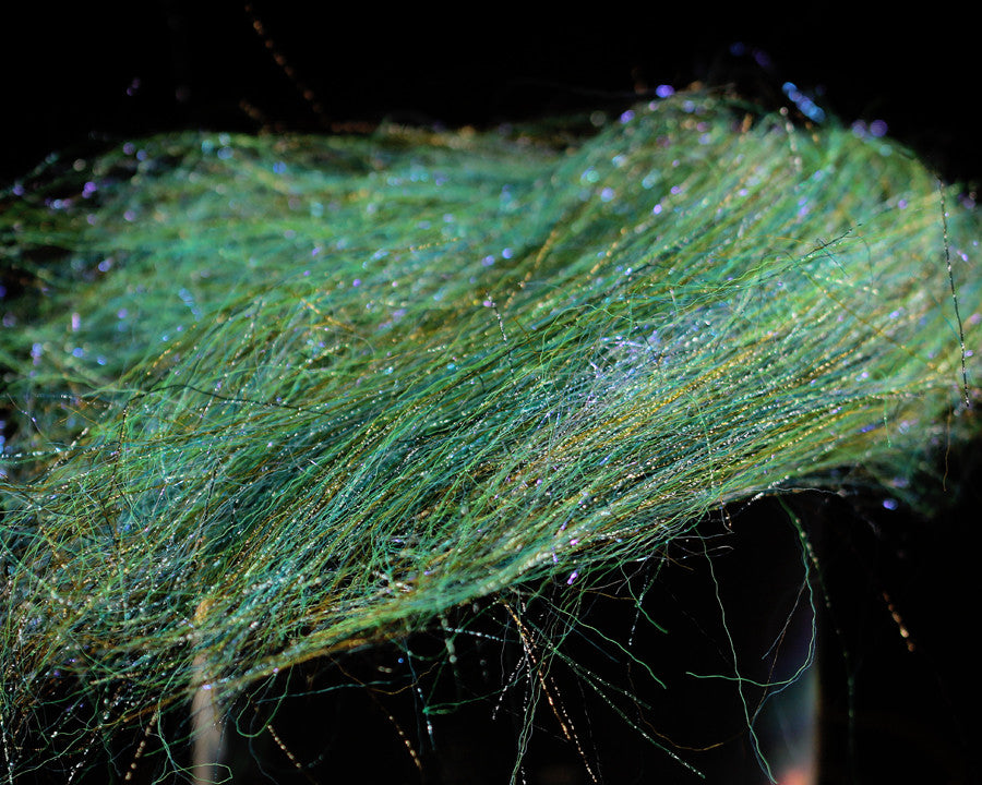 Sybai Flash Pike Dubbing Peacock UVR 64 – extra long fiber pike dubbing