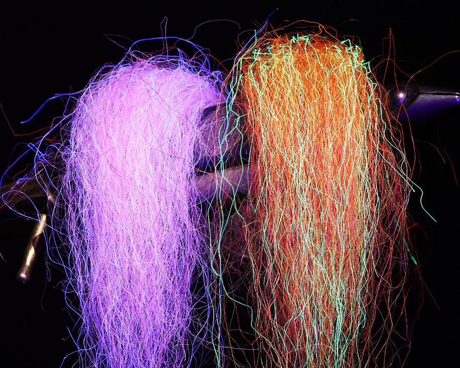 Sybai Predator Ultra – UV reaction of two colors