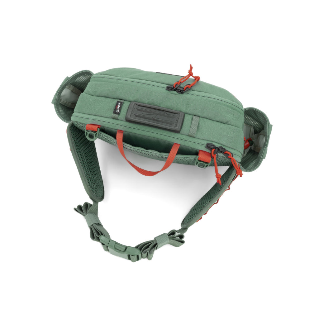 Umpqua NorthFork Waist Pack Pine – horný pohľad na hlavný úložný priestor