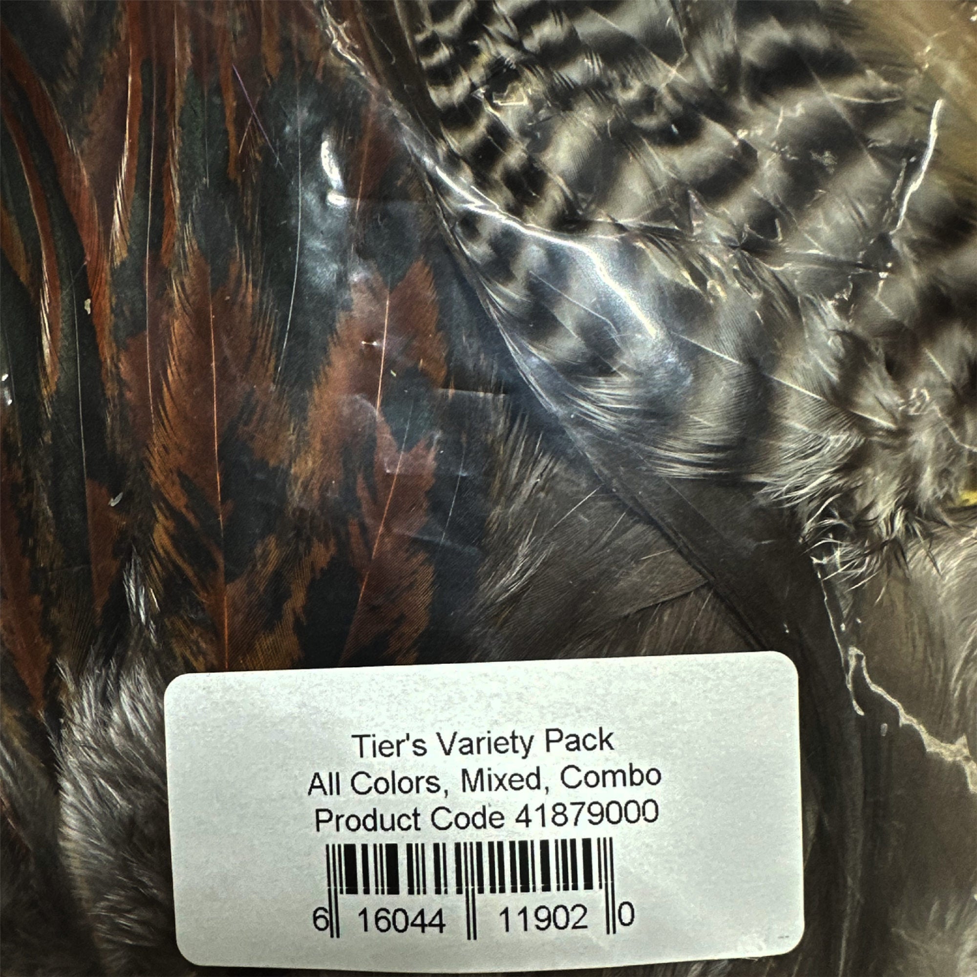 Whiting Fly Tier's Variety Pack – zadná strana balenia s mixom viazacích pier